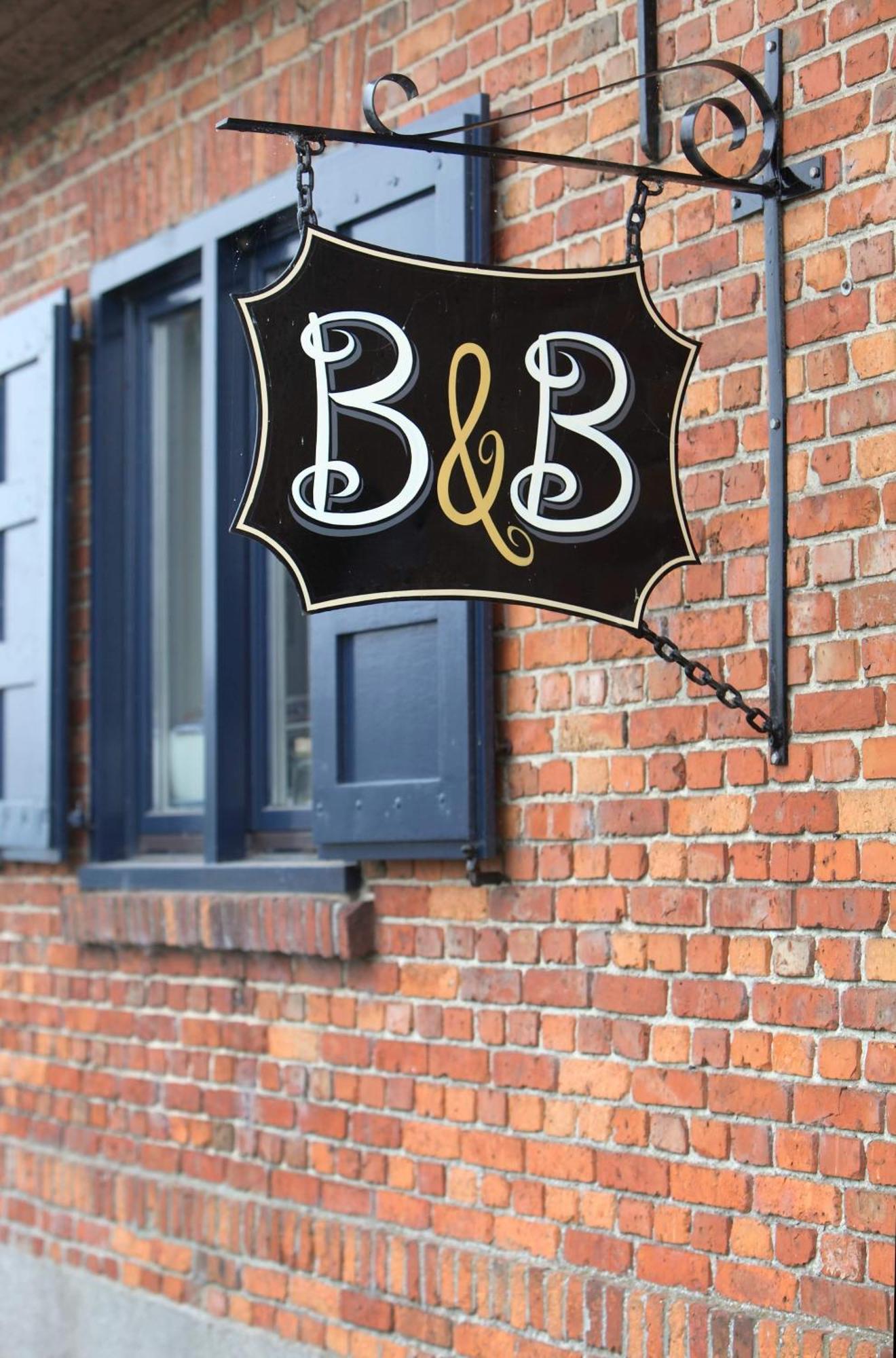 B&B Back2Front Boezinge Quarto foto
